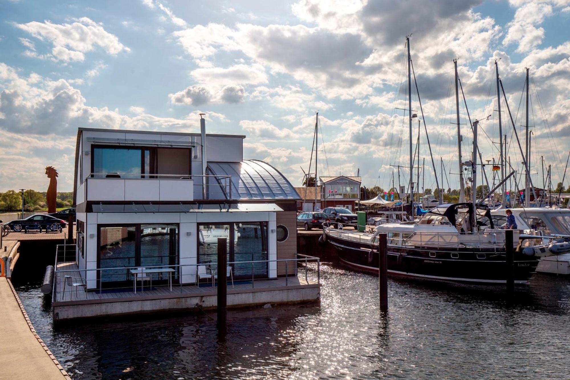 Kyst 5410 Floating Home 2 Neustadt in Holstein Exteriér fotografie